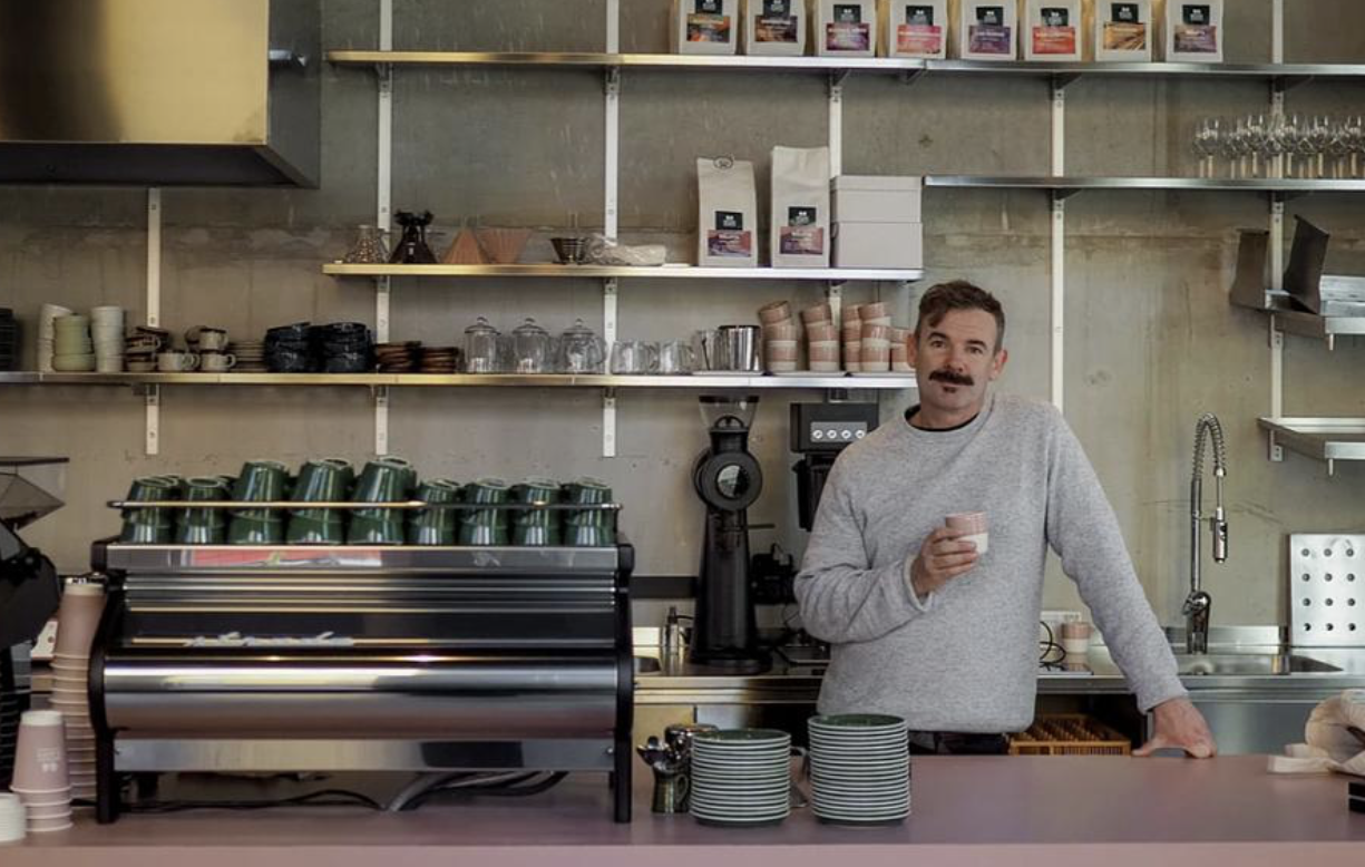 Muttley & Jack's Coffee Roasters logo