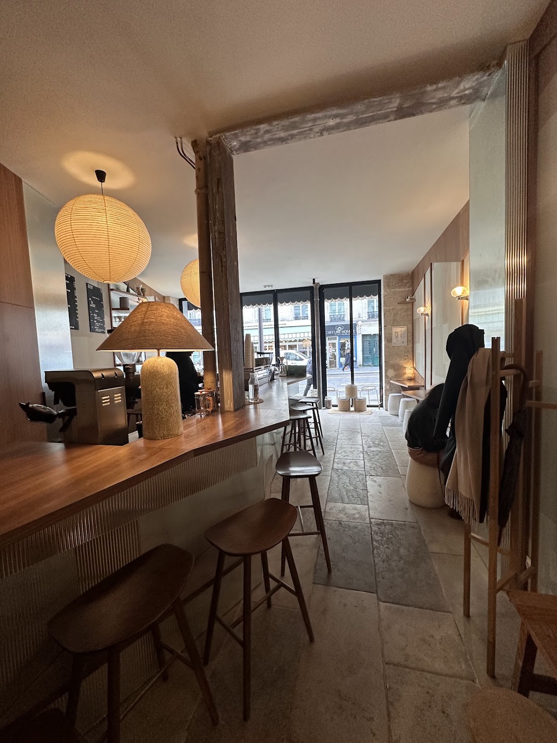 Noir – Rue de Londres