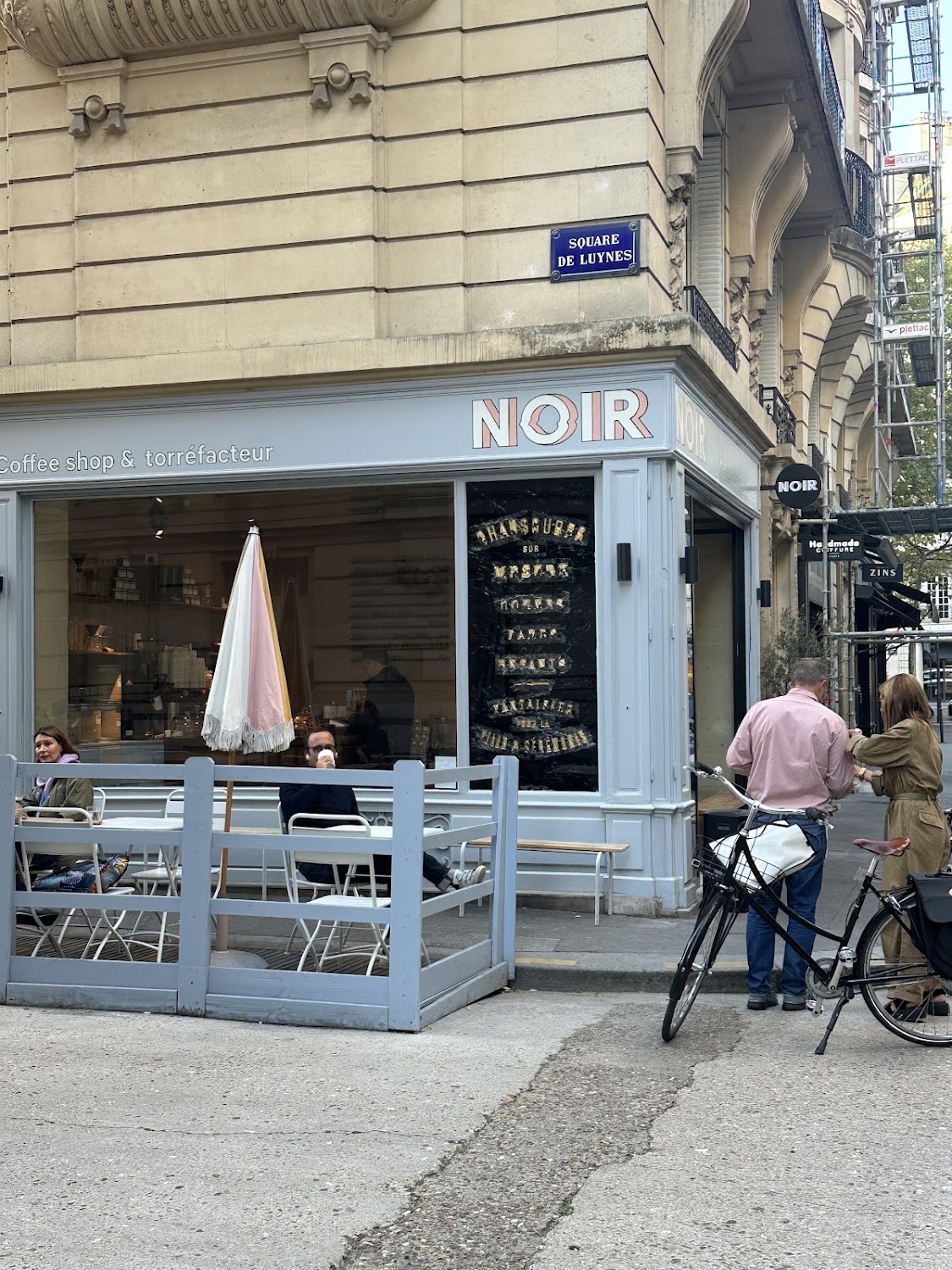 Noir – Rue de Luynes