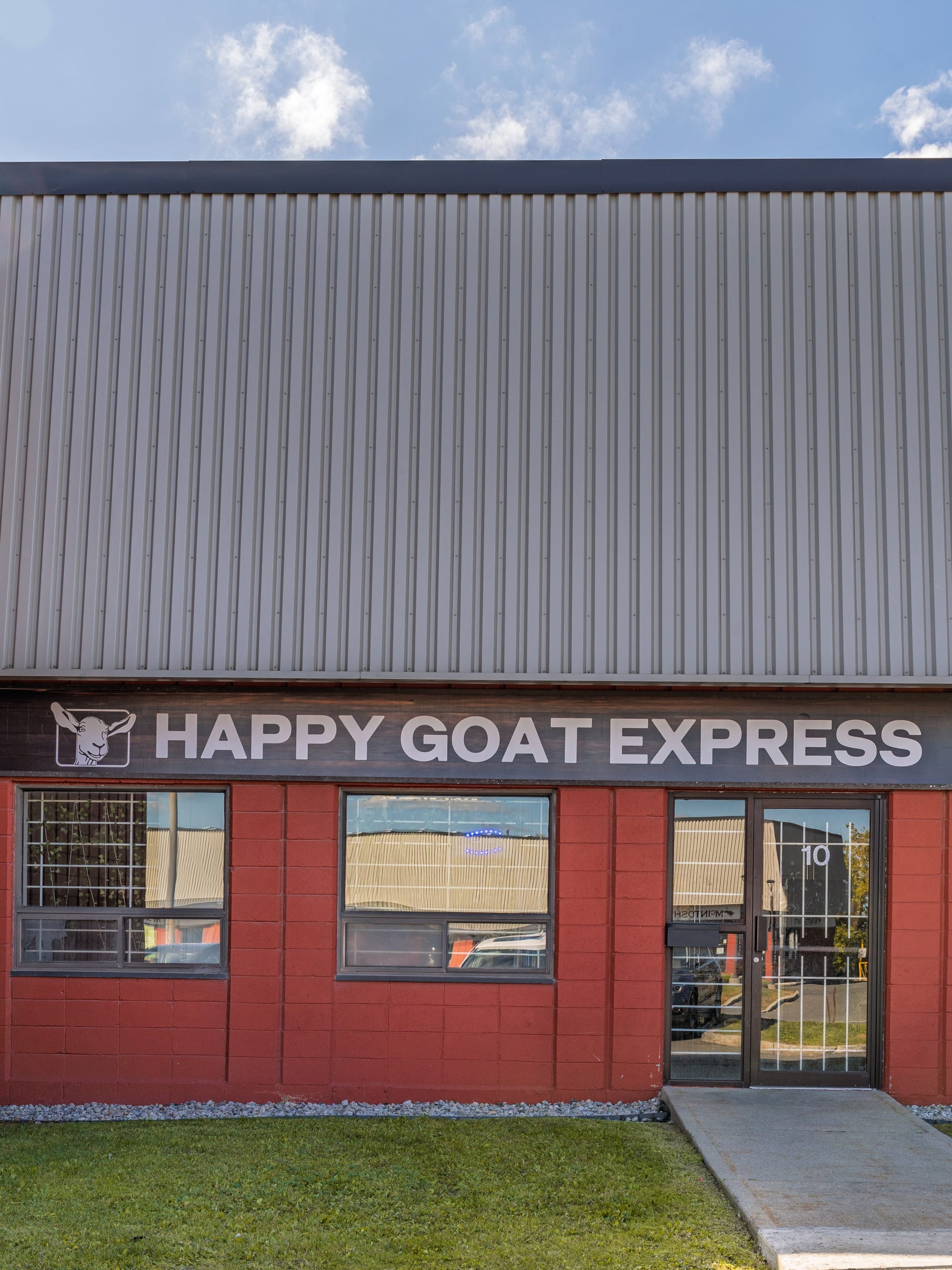 Happy Goat Coffee – Express